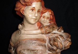 Busto em terracota pintada à mão Mãe filha vintage Arte Nova
