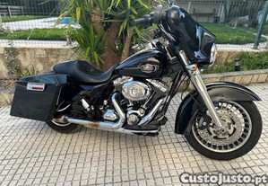 Harley-Davidson FLHTC - 10