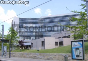 Escritrio No Edifcio 'Polo De Servios Da Maia'