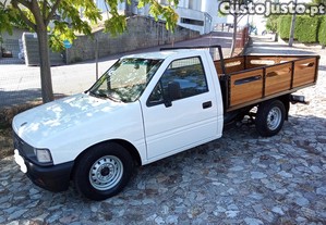 Opel Campo 2.5 direo assistida
