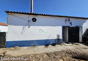 Moradia para remodelar em, reguengos de monsaraz - campo