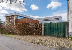 Moradia T4 Nova Em Pedra Com Piscina | Venade A...