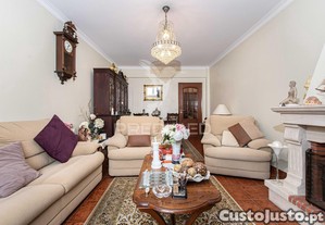 Apartamento t3 cm terraço em vila nova rainha