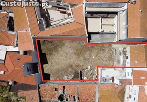 Terreno para construção em Nazaré