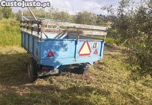 Reboque para trator