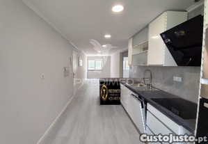 *** fantástico t2 em oeiras ***