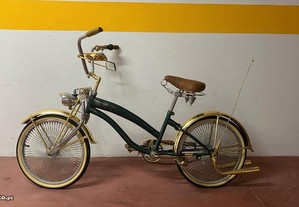 Bicicleta tipo LOWRiDER para usar ou para decoração