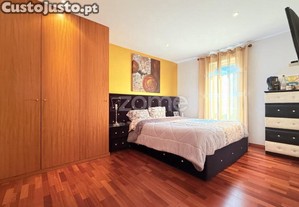 Apartamento T3 Em Condomínio Fechado- Vilar Do...
