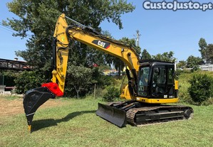 Escavadora CAT 14 tn