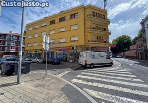 Apartamento T4 para na Rua das Mercs   Conforto e Espao no Corao da Cidade