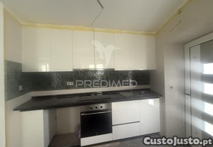 Apartamento t1 com logradouro - alcanena