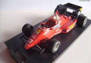 Miniatura Ferrari F 126 C4