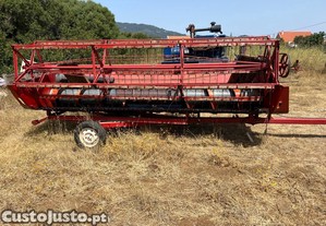 Ceifeira Debulhadora Laverda M 120