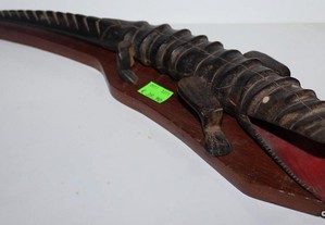 Crocodilo Artesanal em Chifre de Palanca