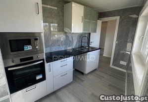Apartamento t3 com lugar de garagem em ermesinde