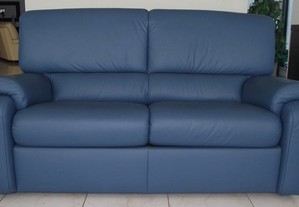 Terno de sofás - Sofá de 2 lugares e de sofá de 1 lugar pele GENUINA- NOVOS
