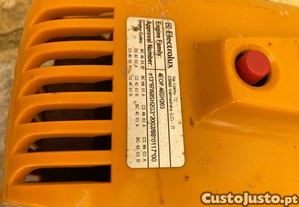 Roçadora a gasolina McCulloch Electrolux