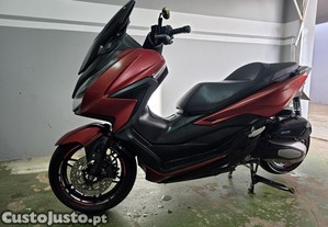 Honda Forza 125