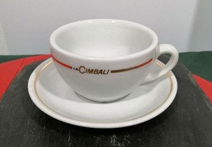 Bonita chávena café duplo com publicidade às máquinas de café La Cimbali