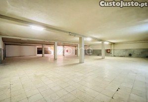 Armazém Em Paranhos