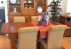 Mobília Sala Jantar(mesa+4cadeiras+louceiro) pinho MACIÇO - NOVO
