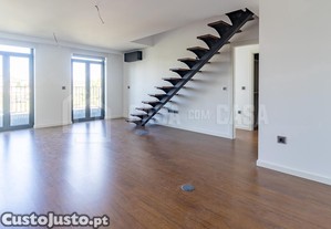 Apartamento T1+1 no centro de Viseu