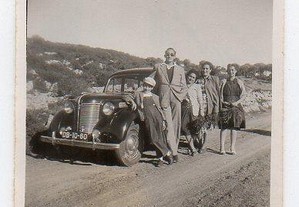 Automóvel antigo - fotografia (1948)