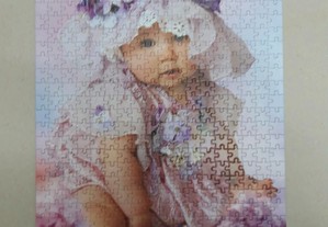 Puzzle 500 PC - "Bebé com flores"