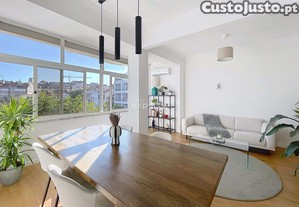 Apartamento t2 remodelado na graça com vista cidade, lisboa