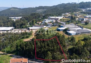 Terreno Com 874 M2, Em Vandoma, Paredes