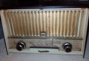 Rádio de Válvulas