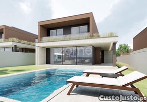 Moradia T3+1 Em Lago, Amares