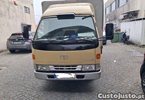 Toyota Dyna 2.5 D - 02