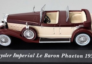 * Miniatura 1:43 "Colecção Carros Clássicos" Chrysler Imperial Le Baron Phaeton 1933
