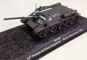 * Miniatura 1:72 Tanque/Blindado/Panzer/Carro Combate SU-85 (U.R.S.S. 1945)