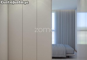 Apartamento T3 Esquerdo No Piso 4 C/ 163M² -...