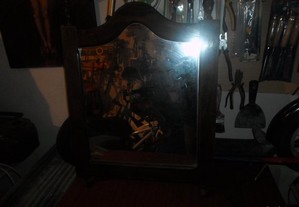 antigo espelho em madeira maciça preço negociavel