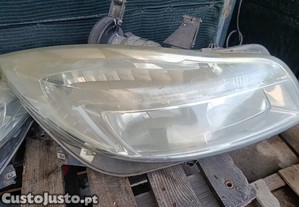 Farol Opel Insignia