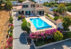 Casa / Villa T3 em Pecho de 280,00 m