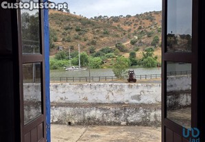 Loja / Estabelecimento Comercial em Santana de Cambas de 103,00 m²