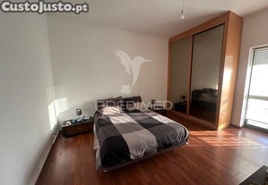T2 com duas varandas stº antônio da charneca/barreiro