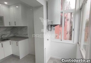 Apartamento t1 em arroios, lisboa