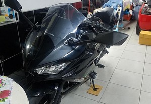 Kawasaki Ninja 650 de 2021