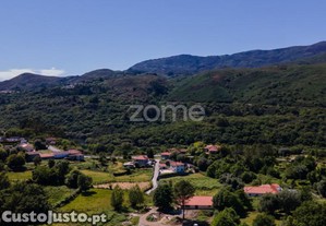 Moradia Em Ruinas T5 Em Terreno De 269 M2, Em...