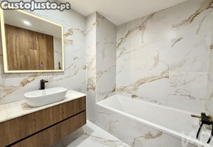 Apartamento T2 em Armação de Pêra de 87,00 m²