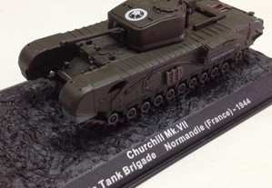 Miniatura 1:72 Tanque/Blindado/Panzer/Carro Combate Churchill MkVII (Reino Unido) Normandia 1944