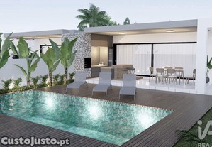 Casa / Villa em Fernão Ferro de 198,00 m²