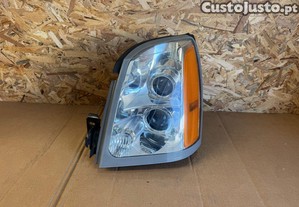 tica Xnon Esq. Cadillac SRX