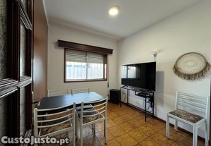 Quarto individual-Rapariga- Apartamento remodelado