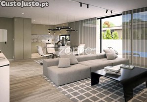 Moradia Nova, Térrea, Com 3 Suites Em...